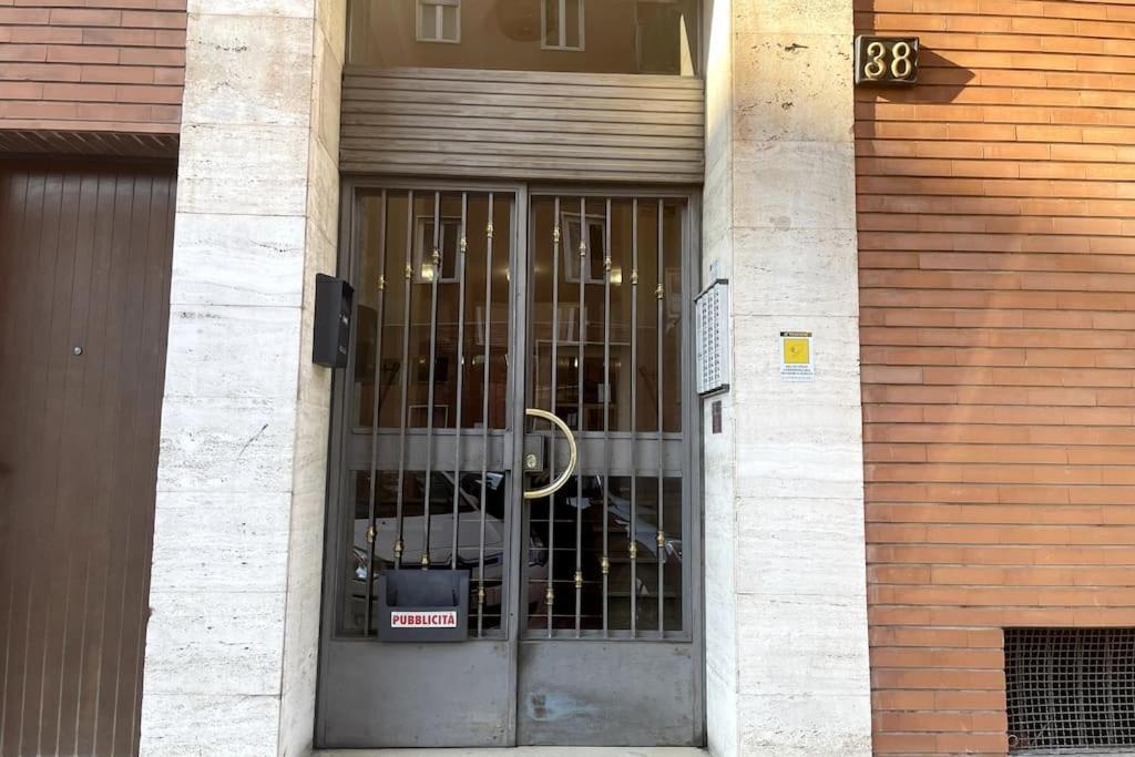 Amazing Flat With Terrace Apartamento Milão Exterior foto