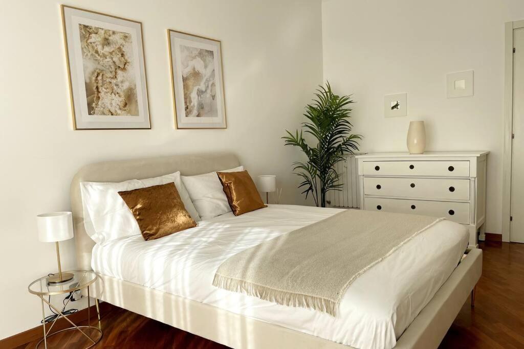 Amazing Flat With Terrace Apartamento Milão Exterior foto