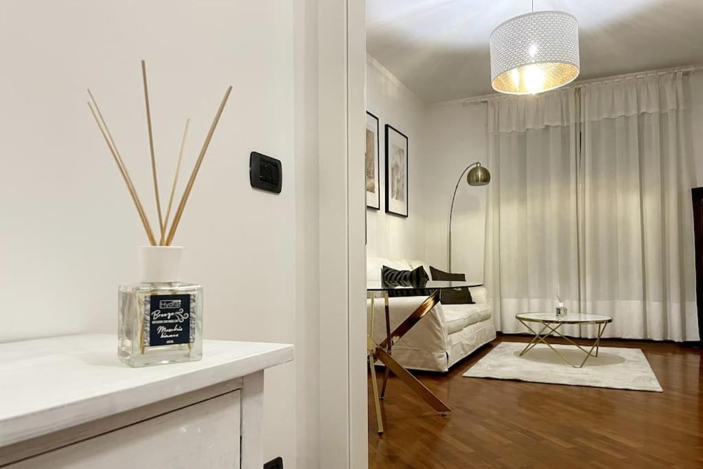Amazing Flat With Terrace Apartamento Milão Exterior foto