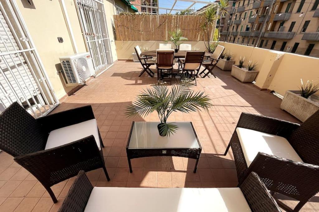 Amazing Flat With Terrace Apartamento Milão Exterior foto